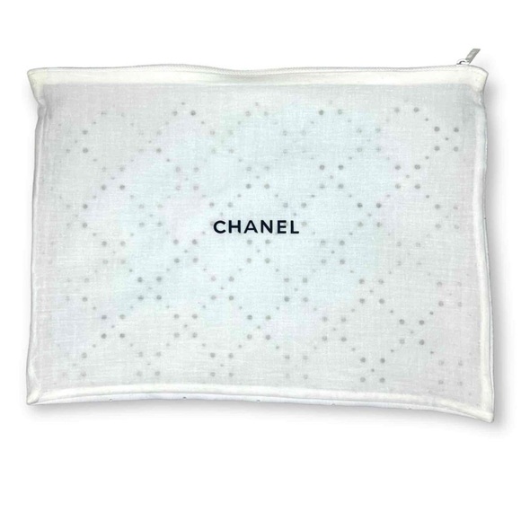 Chanel Dust Bag Ivory White Zipper Garment
Cosmetic Pouch fits Medium Flap Bag - Picture 1 of 2